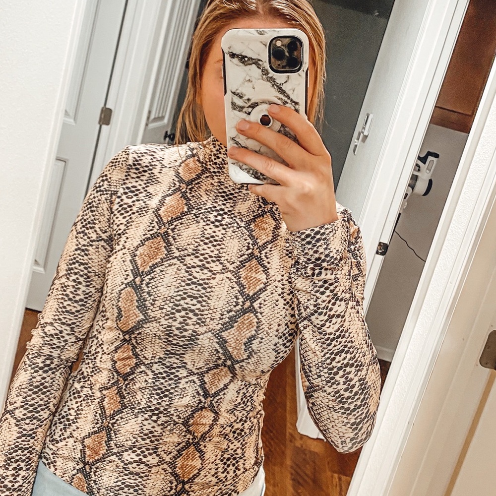 High neck top